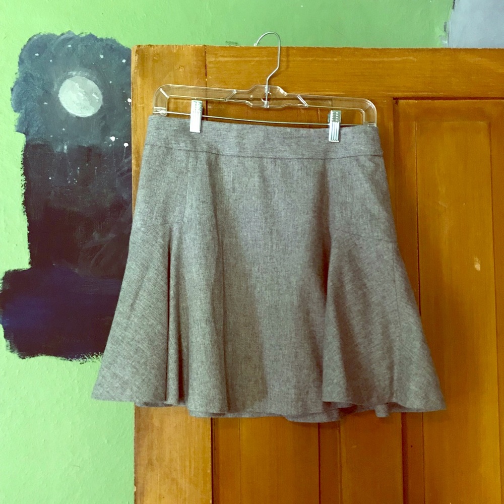 Cute gray skirt